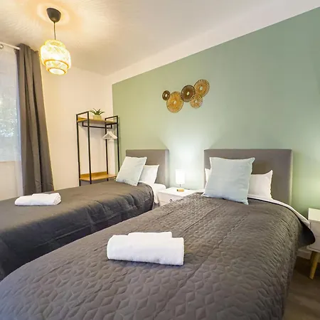 Immostay S#1 Zimmer - Parkplatz & Wlan, Modern, 4k-tv, Naehe Mercedes Benz Apartment BRE