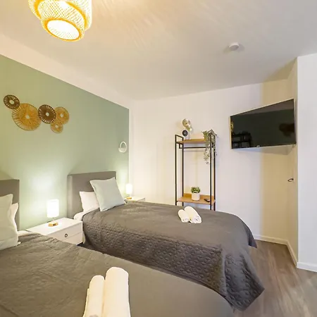 Apartment Immostay S#1 Zimmer - Parkplatz & Wlan, Modern, 4k-tv, Naehe Mercedes Benz BRE