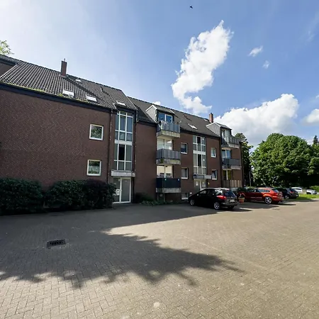 Apartment Immostay S#1 Zimmer - Parkplatz & Wlan, Modern, 4k-tv, Naehe Mercedes Benz