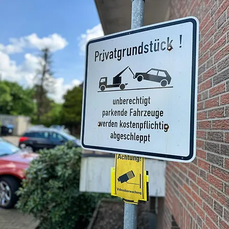 Immostay S#1 Zimmer - Parkplatz & Wlan, Modern, 4k-tv, Naehe Mercedes Benz Apartment
